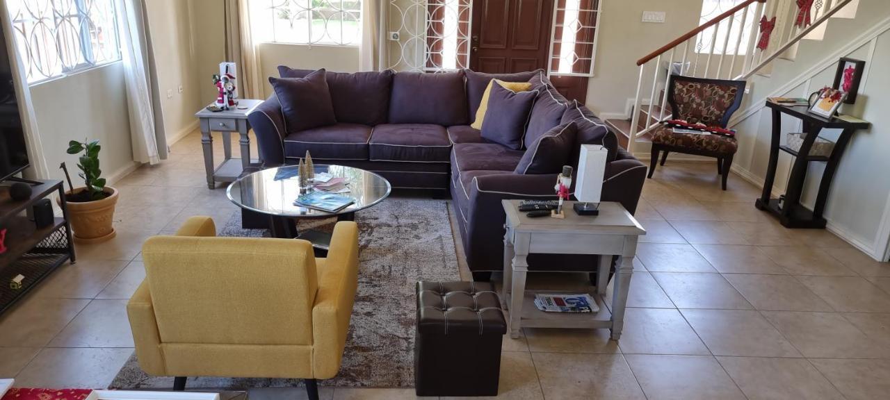 Komfort Getaway Villa At Countrymist Ocho Rios Kültér fotó